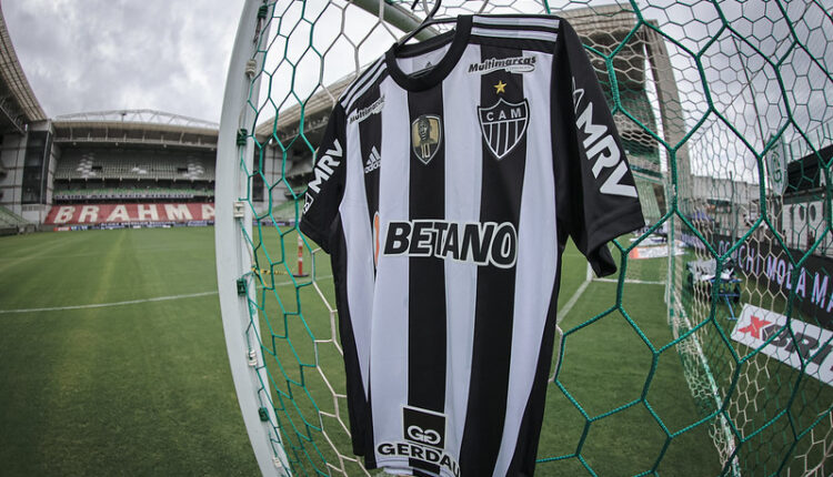 Atlético anuncia leilão de uniformes utilizados na estreia do Campeonato Mineiro