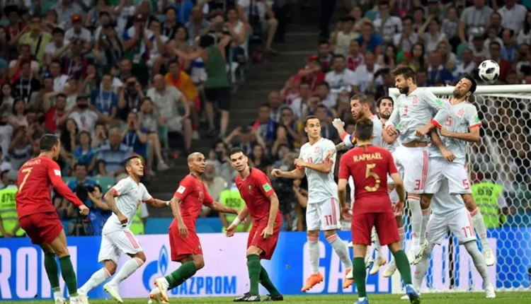 Tiro livre de Cristiano Ronaldo contra a Espanha na Copa do Mundo 2018