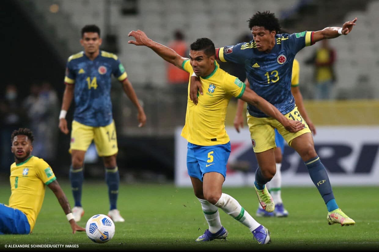 Após proposta ser colocada na mesa, lateral-esquerdo da Seleção Colombiana recusa números do Santos e espera ser negociado com outro clube